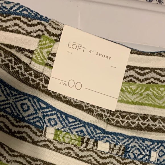 Dress shorts - Picture 3 of 3